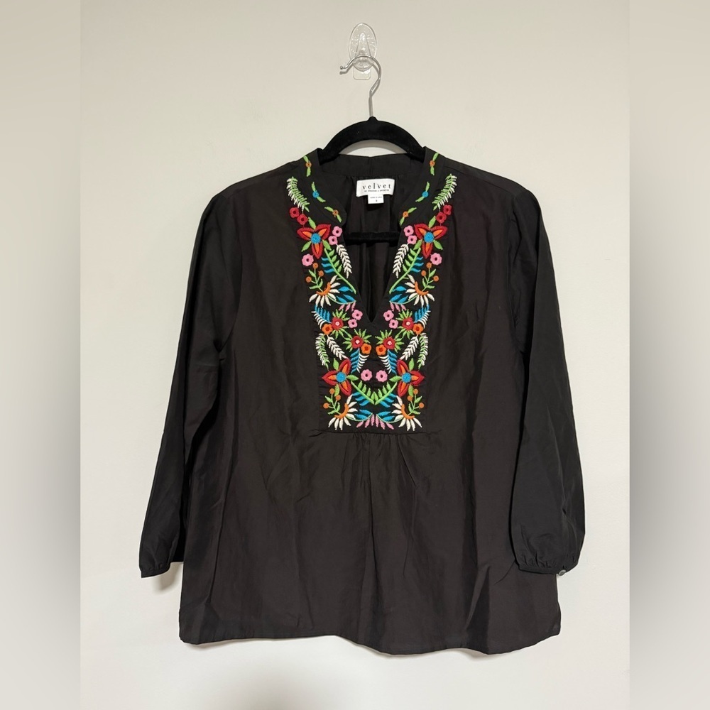 Velvet by Graham & Spencer Black Embroidered Peasant Popover Top Size Small Boho